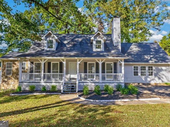 15 Pine Grove Cir, Newnan, GA 30263