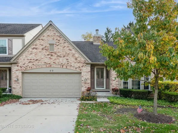 69 Fontaine Ct #69, Bloomingdale, IL 60108