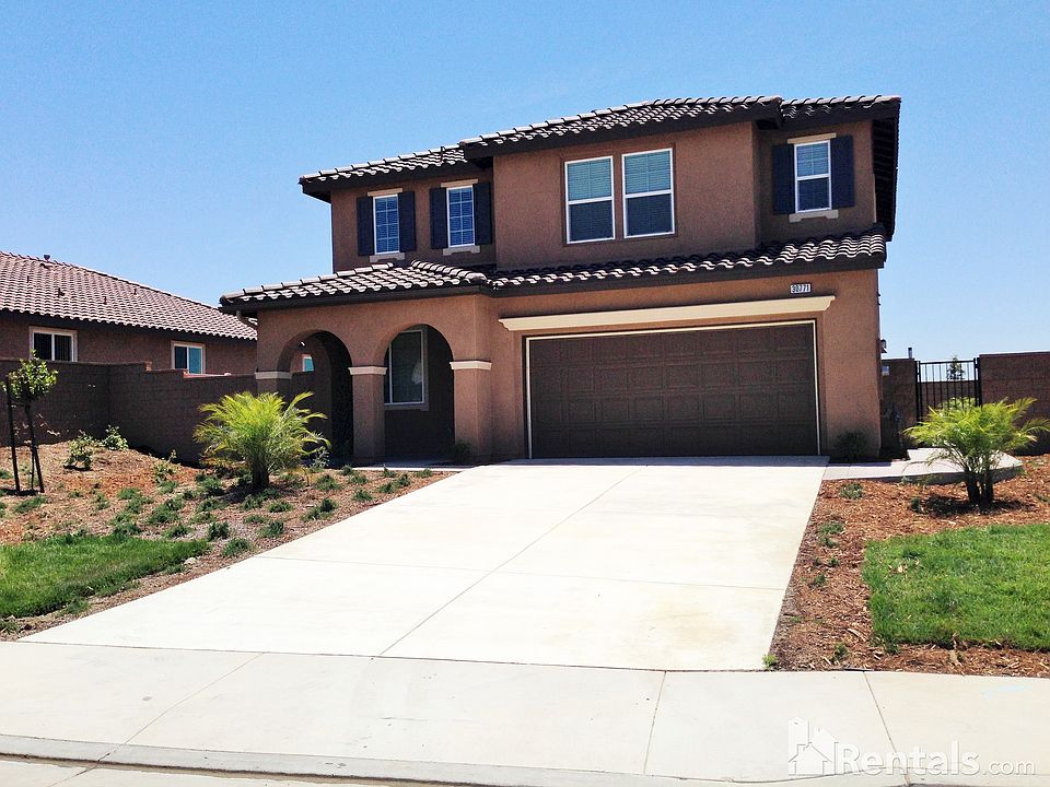 1st image of 30771 Moonflower Ln