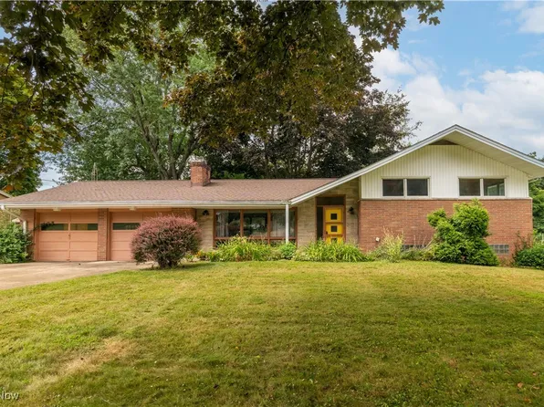 419 Briar Ave NE, North Canton, OH 44720