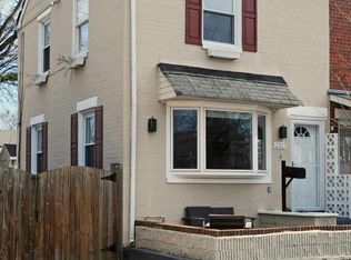 2117 S Pollard St, Arlington, VA 22204