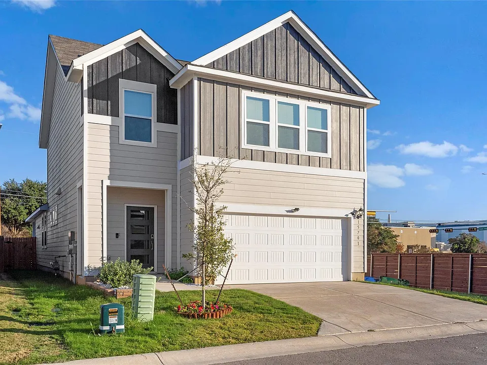 15701 Oglethorpe Dr #100