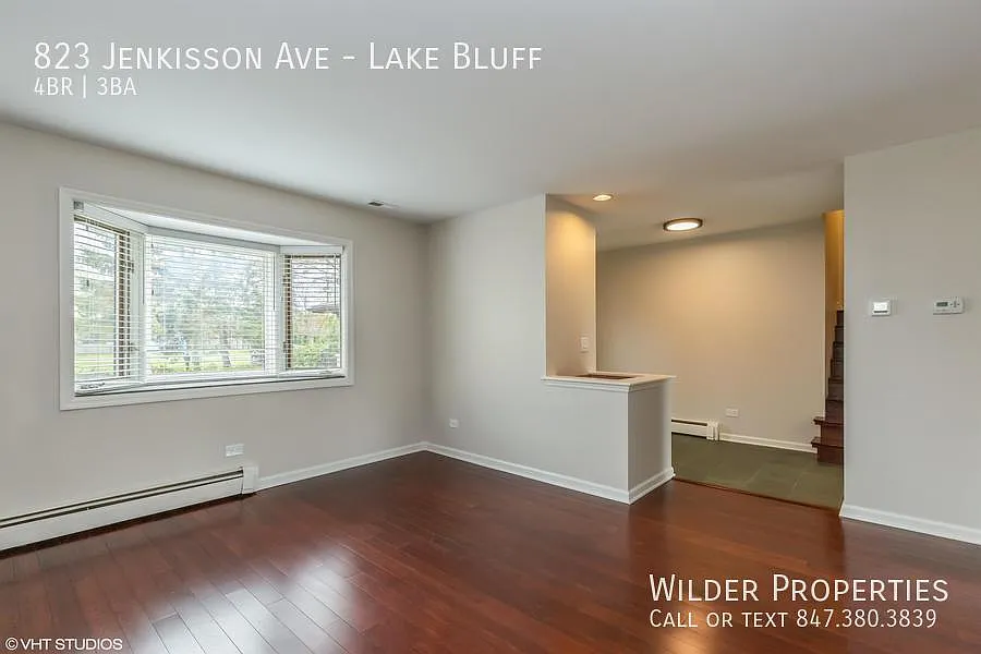 Building Photo - 823 Jenkisson Ave #LAKE BLUFF