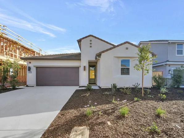 1067 Redwood Glen Ave, Galt, CA 95632
