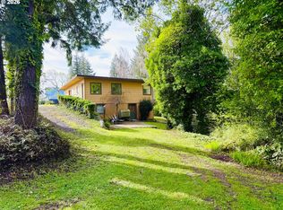 510 E 4th St, Coquille, OR