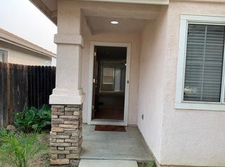 340 Red Robin Dr, Patterson, CA 95363