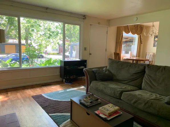 907 26th Ave S, Seattle, WA 98144