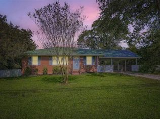 381 W Candler St, Winder, GA 30680