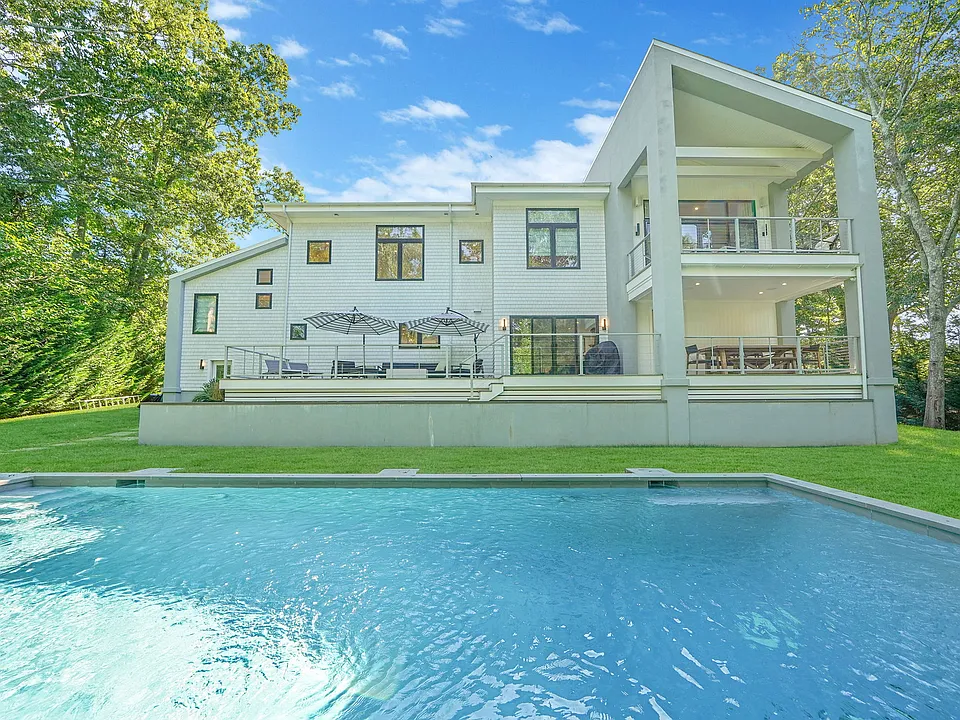 17 Milton Ave