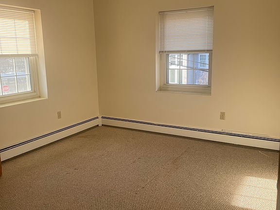 5th image of 12 Brattle St #3