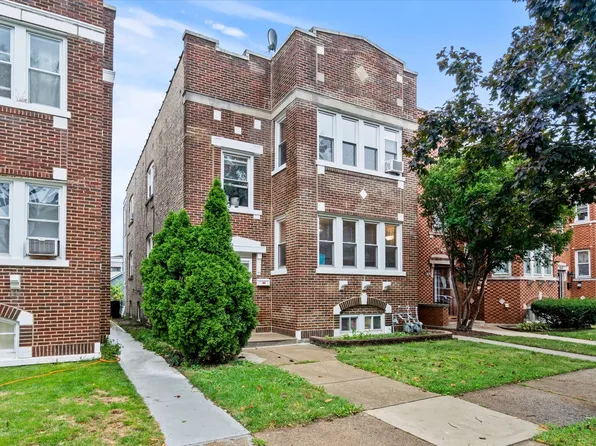 1845 Gunderson Ave, Berwyn, IL 60402