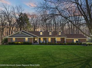 20 Deer Path, Holmdel, NJ 07733