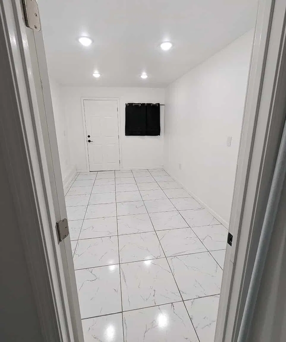 2 bed, 497 sqft, $2,700 — Photo 4