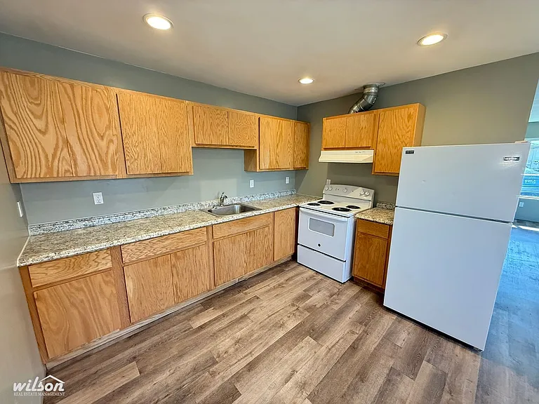 1401 S 4th Ave — Photo 6