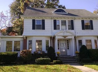 121 Coolidge Rd, Worcester, MA 01602