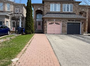 937 Ledbury Cres, Mississauga, ON L5V 2R3