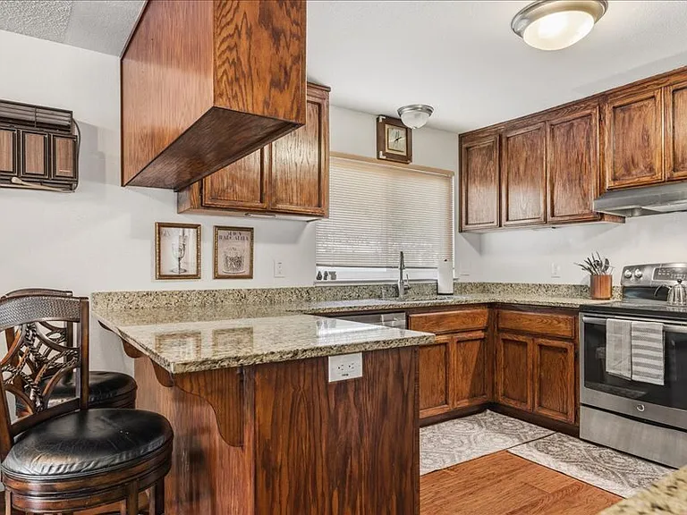 349 Almond Way — Photo 7