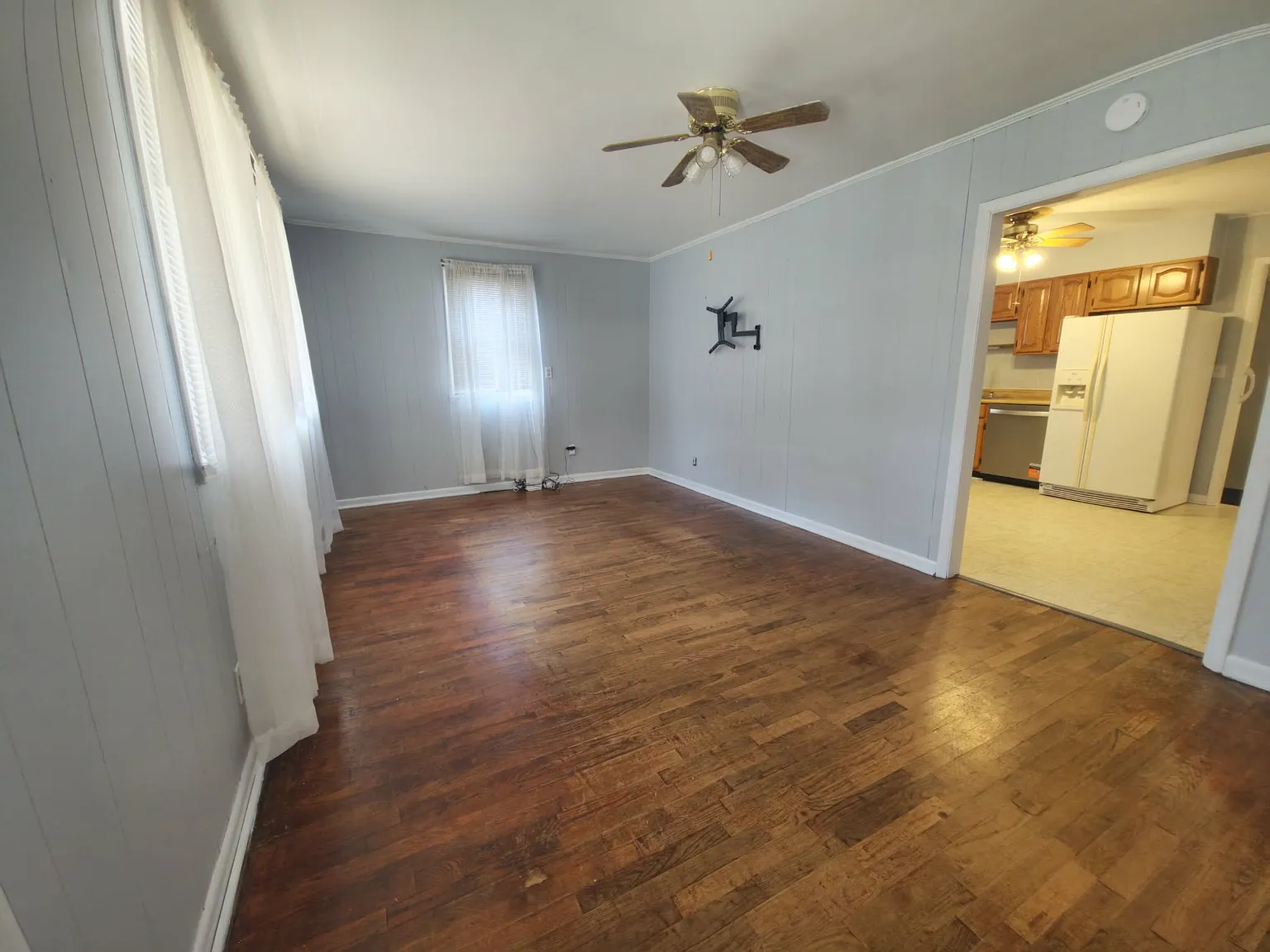 2 bed, 1152 sqft, $2,200 — Photo 2
