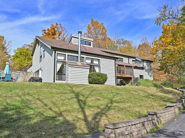 1061 Witt Rd, Cincinnati, OH 45255