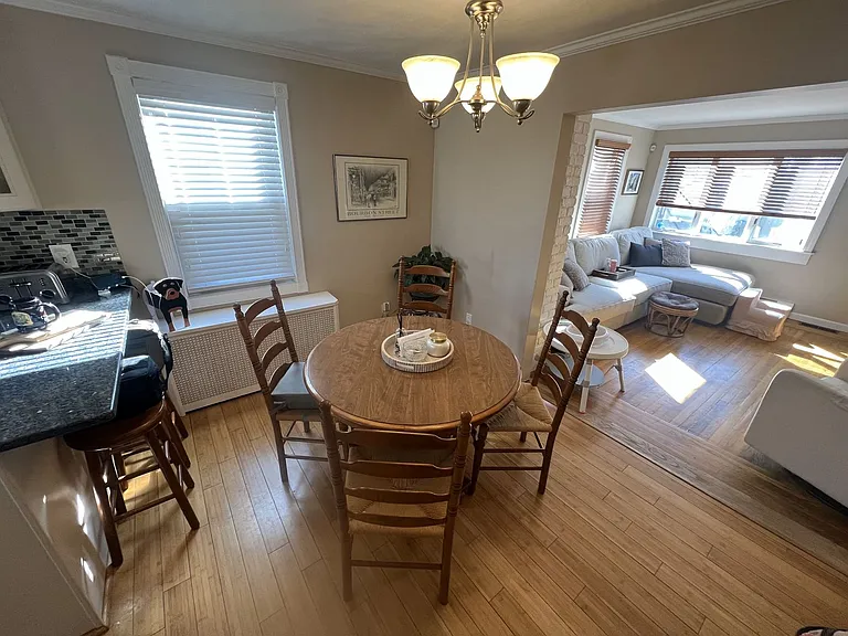19 Joy St — Photo 5