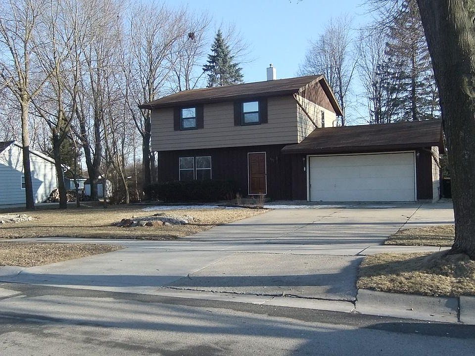 1st image of 107 W Fransee Ln