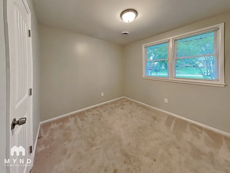 741 Bunche Dr — Photo 13