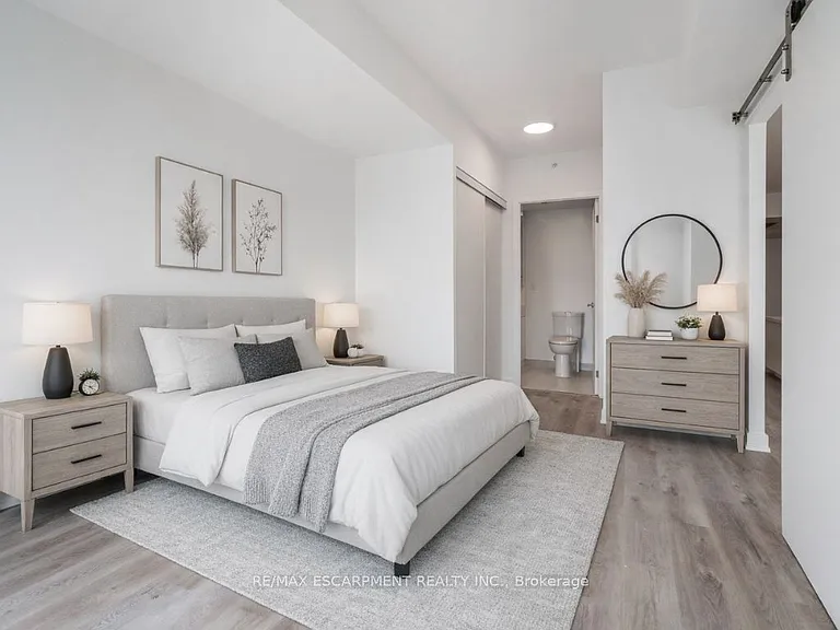 370 Martha St #309 — Photo 23