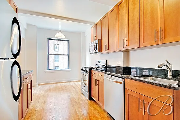 Sold by Bellmarc Realty | media 10