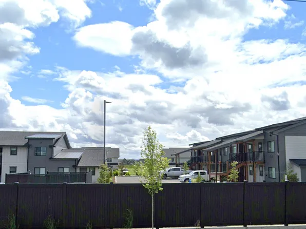Town's Edge Apartments, 1559 E Badger Rd #A3a3bcca3, Lynden, WA 98264