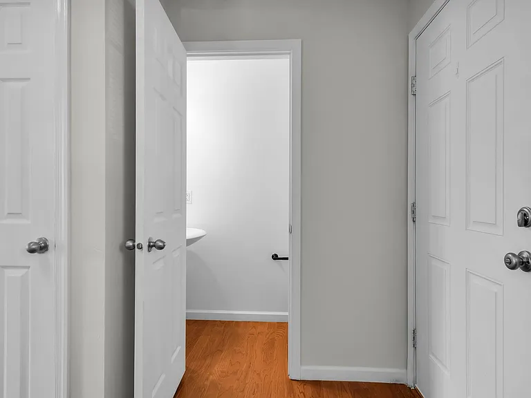 6035 Marsh Cir — Photo 9