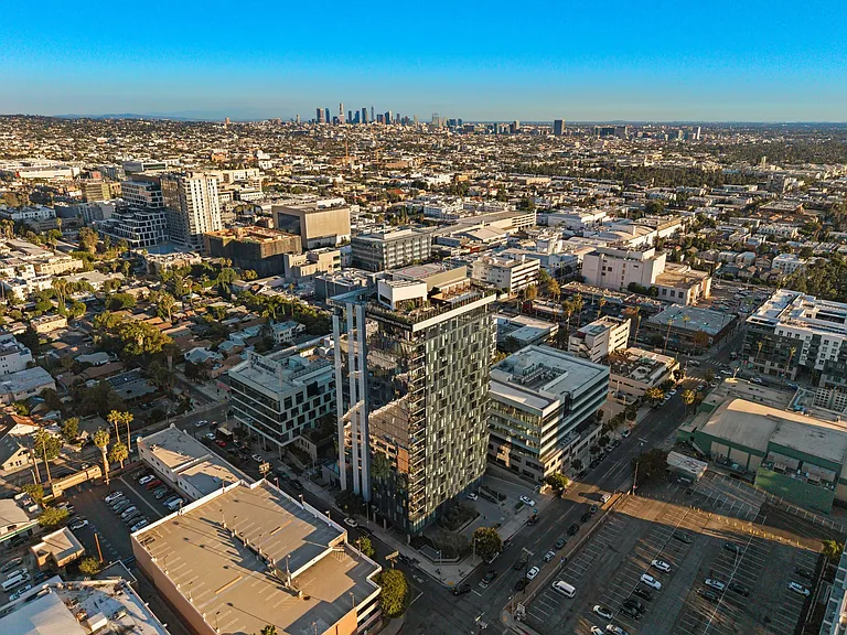 Sky Hollywood — Photo 12