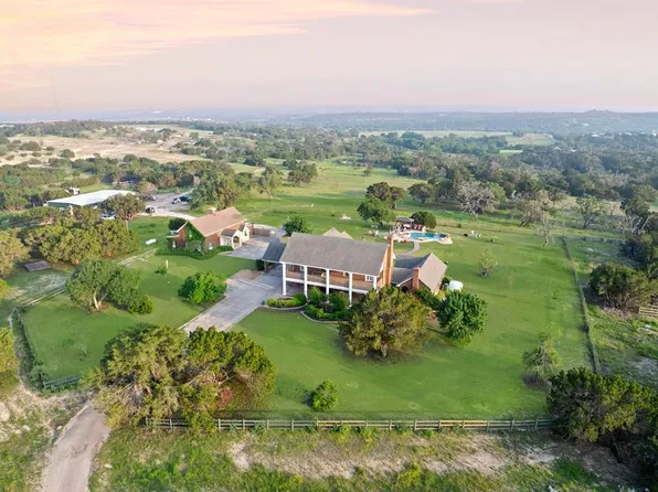 1142 Rocky Hill Ln, Fredericksburg, TX 78624