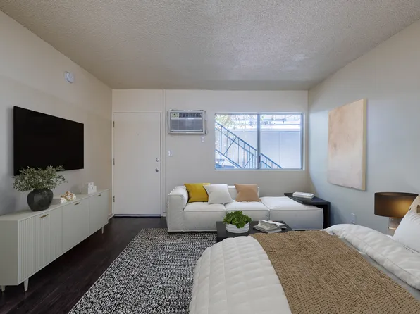 220 S Commonwealth Ave APT 103, Los Angeles, CA 90004
