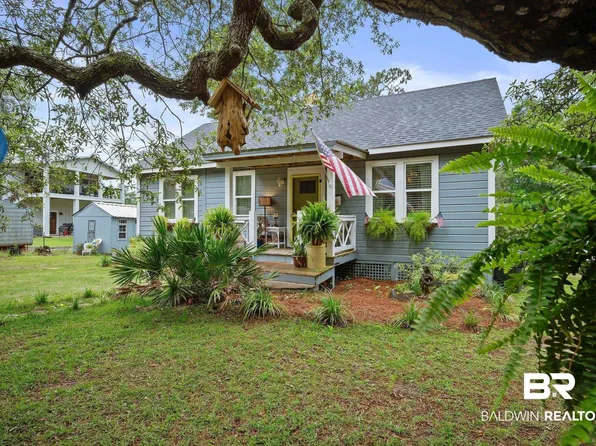 14220 River Oaks Dr, Foley, AL 36535