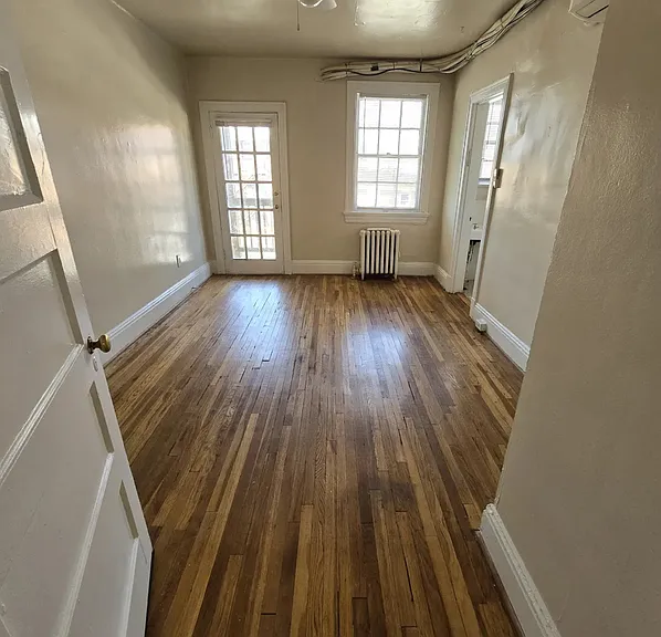608 N Arthur Ashe Blvd — Photo 3
