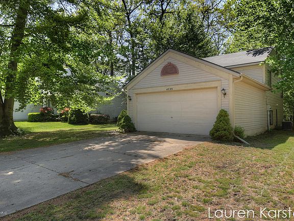 3rd image of 4735 Summer Creek Ln SE
