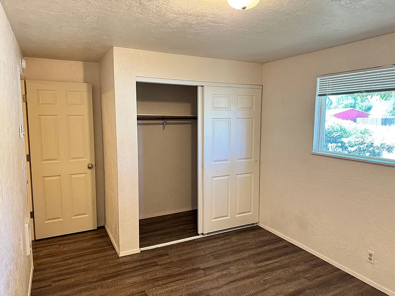 1739 Rainbow Loop — Photo 19