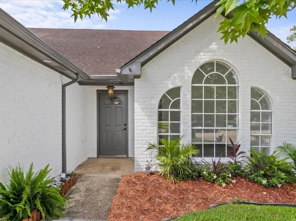 27 Rush Dr, La Place, LA 70068