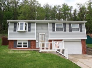 514 Sherrick Dr, North Huntingdon, PA 15642