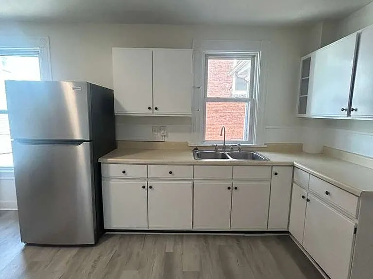 2-8 Main St — Photo 14