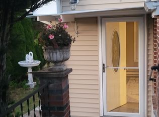 645 Beaver St #B, Waltham, MA 02452