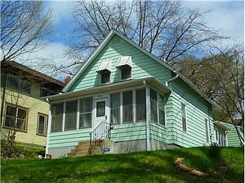 1st image of 2927 Taylor St NE