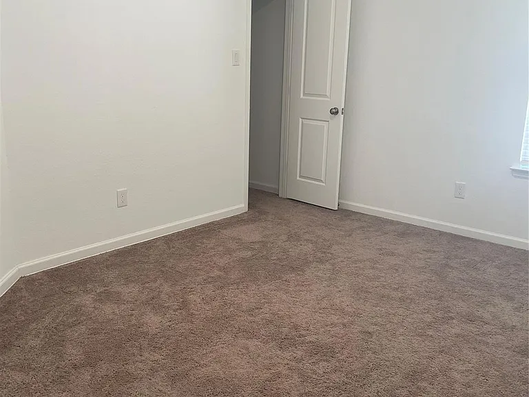 621 Aspen Falls Ct — Photo 18
