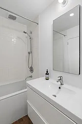 Rented by BARNES New York