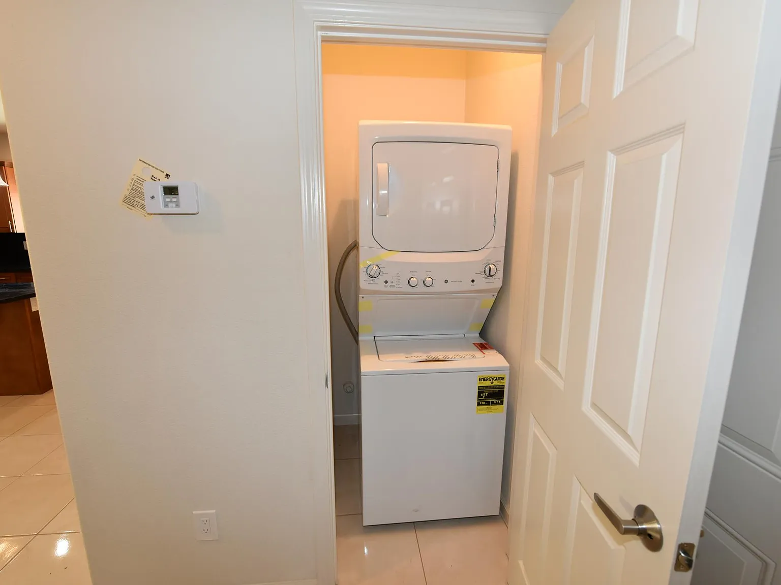 1 bed, 850 sqft, $1,795 — Photo 4