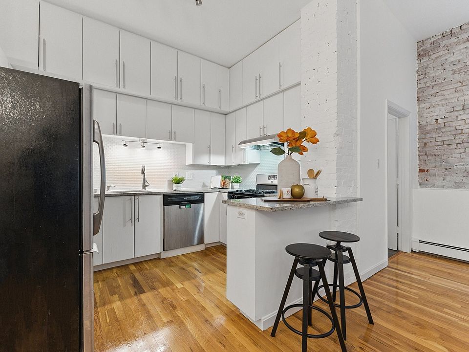 1st image of 69 Harvey St #0
