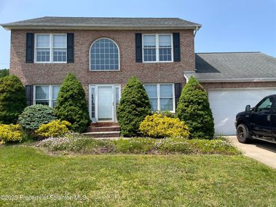 106 Kingsley Blvd, Peckville, PA, 18452