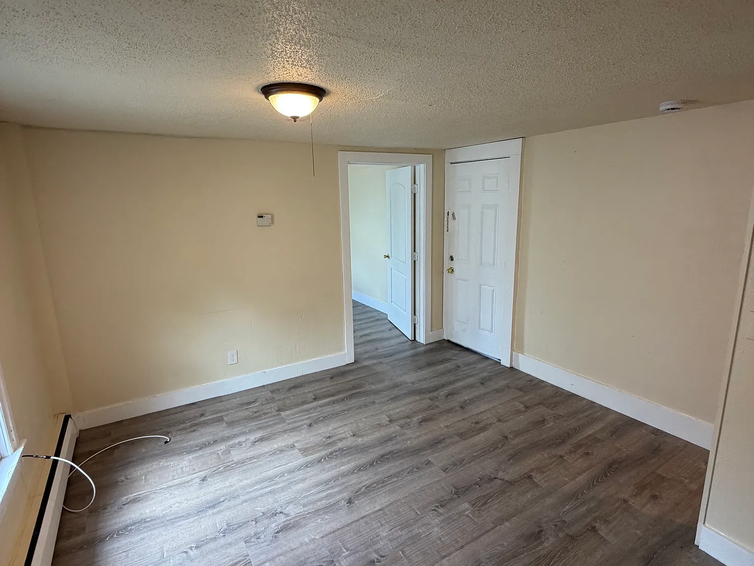 7 Adams Avenue - 2R — Photo 4