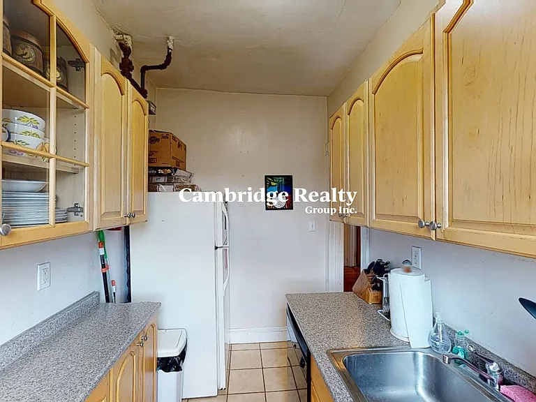 15 Glenville Ave #15T — Photo 2