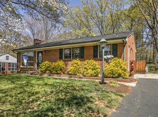 3072 Woodway Rd, Roanoke, VA 24014